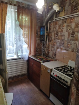 Здається 1- к на Левка Лук'яненка 18Б - фото 1