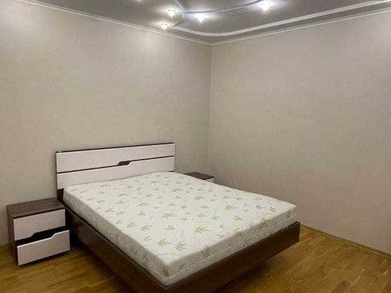 Оренда великої квартири по вул Коновальця Івано-Франківськ