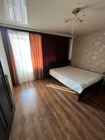 Оренда 1 к. На короткий термін.1,2 місяці. Р-н 700 річчя - фото 1