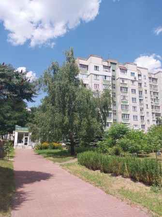 Здається 3 кімнатна квартира , центр , біля ЦУМу - фото 1