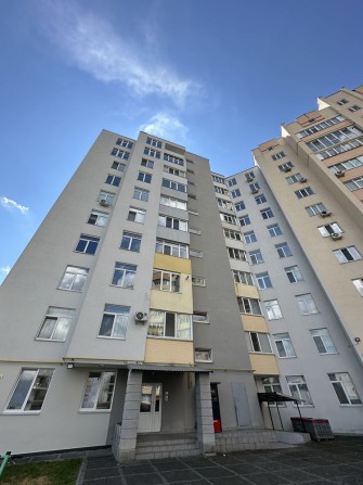 1 кімн кв-ра Новий будинок ЦЕНТР Зелена 8а Автоном опалення - фото 1