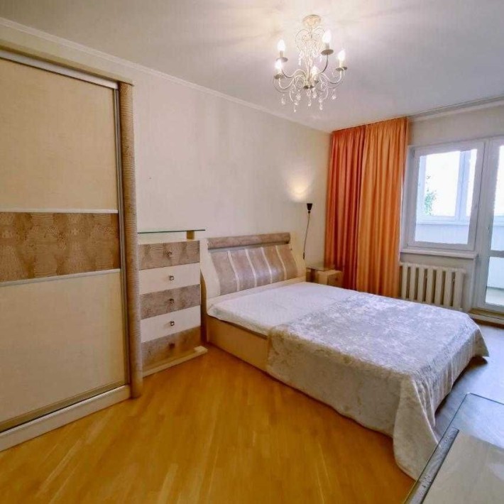 Здається в оренду 2 кімнатна квартира, вул. Урлівська, 16 - фото 1