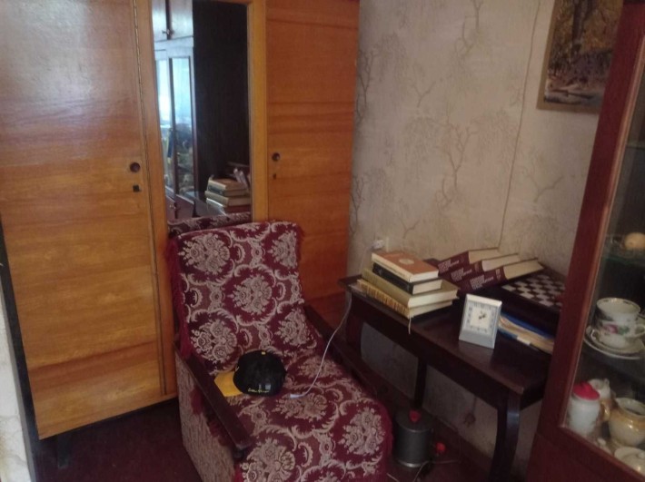 Здається квартира,можна військовим, робочим,постіль, 9 т за все - фото 1