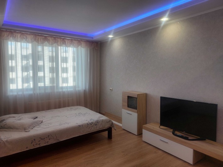 Оренда 1-кімнатної 48м2 в ЖК Парковий. Автономне опалення - фото 1