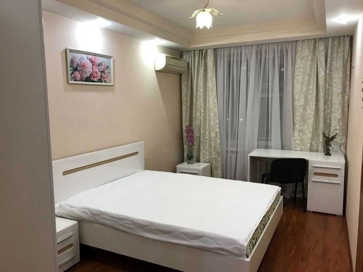 Сдаётся 2-к. квартира , 57м² , пр-т. Дмитрия Яворницкого, 67 - фото 1