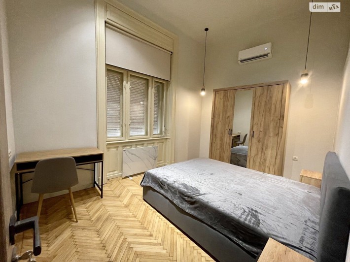 Продаж 2 кімнатної квартири вул. Корзо 17 - фото 1