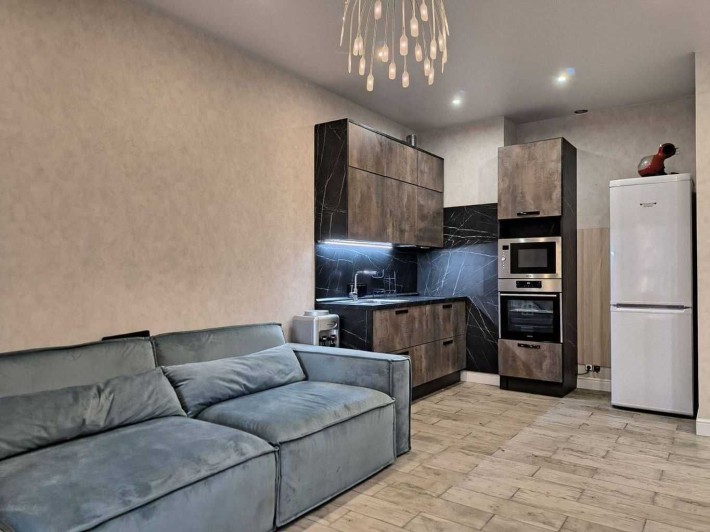 1-комнатная квартира, 49 м², 2 этаж, проспект Слобожанский. - фото 1