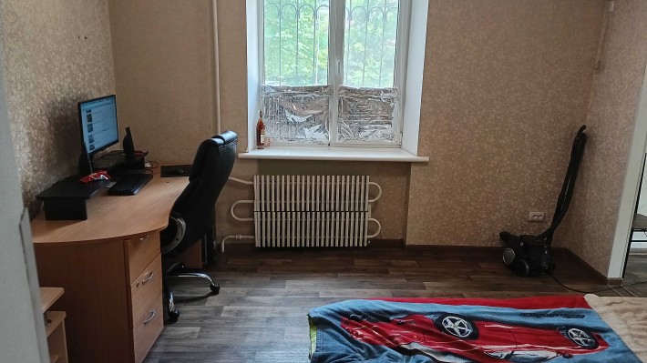 Сдам  1 комнатную квартиру  переделано  в 2 ком - фото 1