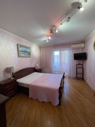 Оренда 2 к метро Г. Дніпра вул Героїв Дніпра 42Б євроремонт - фото 1