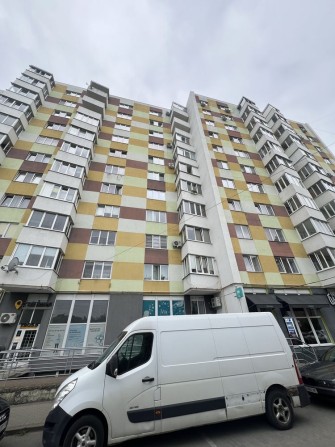 Без комісії. Однокімнатна. Вул Франциска Скорини, буд 44.  49 мкв. - фото 1