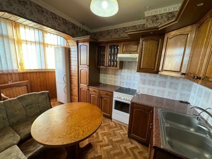 Просторная квартира, рынок Северный, Добровольского - фото 1