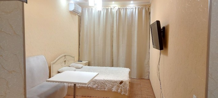 Сдам Свою 1 комн. квартиру у входа в метро 23 Августа. Новострой. - фото 1