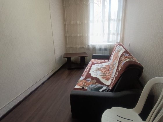 Сдам гостиночку, комнату метро Защитников Украины . Оплата помесячно. Харьков