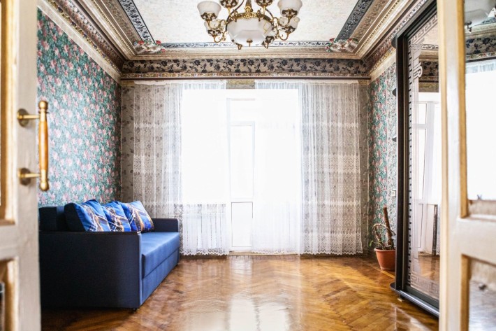 Сдам 3к.кв, в сталинке возле м.Спортивная - фото 1