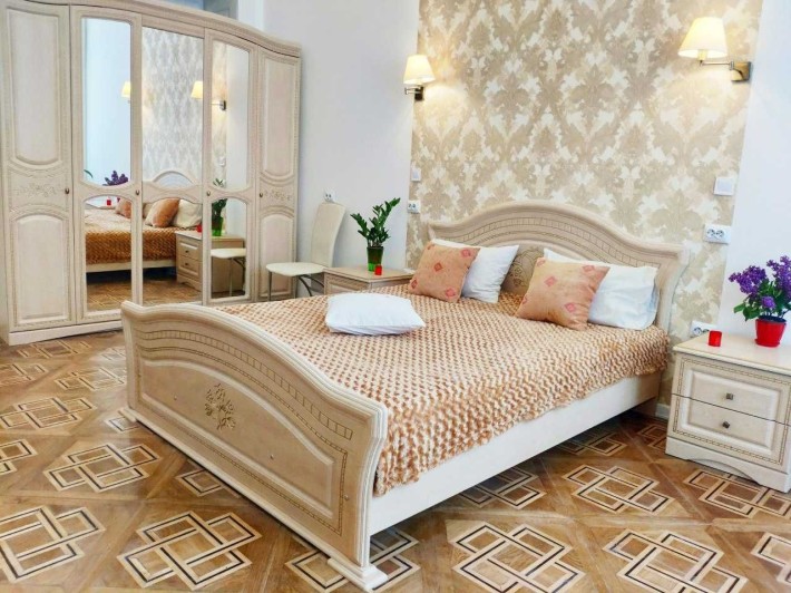 Гарна квартира в центрі на початку Коперника - фото 1