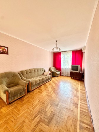 D1M Здам в оренду 3 кімн. кв., вул. Холодногірська, 8. - фото 1
