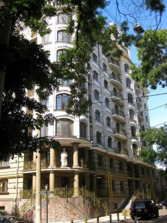 Аренда  новой   стильной  квартиры  в парке Шевченко  / Патриций , газ - фото 1