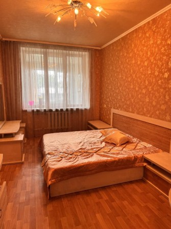 3-ком.кв., метро Защитников Украины, Искринская - фото 1