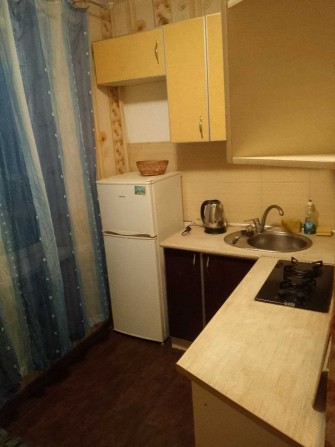 Здаю квартиру біля метро Студентської - фото 1