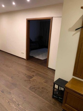 Довготривала оренда 3к квартири на вул. Космонавтів - фото 1