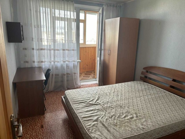 Сдам 3х. к. кв. 520м-р ул. Валентиновская , 20 метро Студенческая то - фото 1