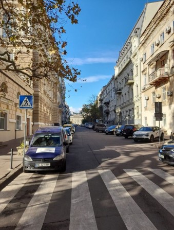 Сдам большую двухкомнатную квартиру в переулке Чайковского - фото 1