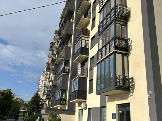 Сдам 2-х комнатную шикарную квартиру- конец пр. Слабожанского! Слобожанське