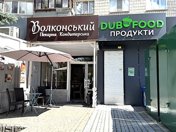 Аренда магазина 19,5 м2, Русановская набережная 4, Суперфасад!.