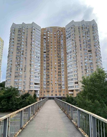 Продаж 1-к квартири-студії 39, 6 м2 Саперно-Слобідская 22 - фото 1