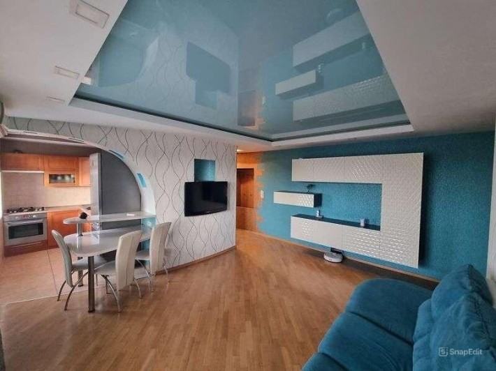 Продаж просторої 3-кімнатної квартири по вул. Шолом-Алейхема, 1 - фото 1