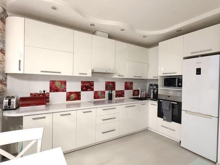 Продаж 2 кімнатної квартири в ЖК Паркова вежа, вул. Перемишлівська 2Г - фото 1