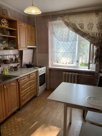 Продам 3-х комнатную квартиру р-н Победы в г. Белгород-Днестровском - фото 1