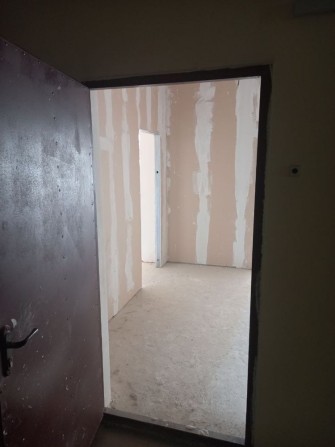Продам квартиру под ремонт - фото 1