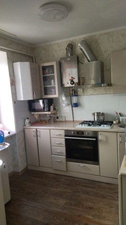Продам 3 кімнатну квартиру центр міста - фото 1