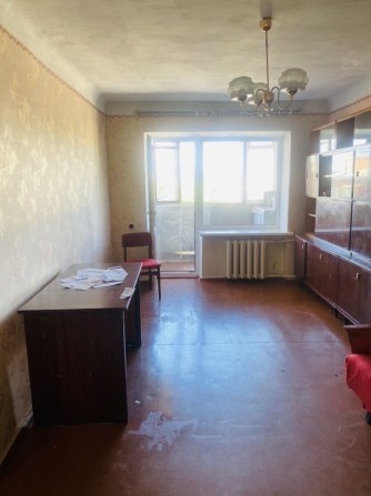 Продається двокімнатна в центрі - фото 1