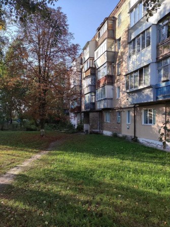 Продаж Квартири в смт. Калинівка Фастівського району Київської області - фото 1