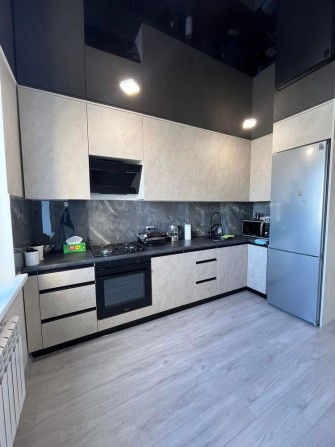 ПРОДАМ 3-комнатную квартиру. ЛЕВЫЙ БЕРЕГ. пр. Надднепрянскиий ШИКАРНУЮ - фото 1