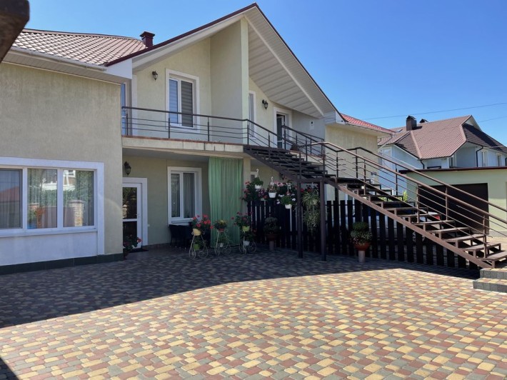 Котедж-квартира 128 м2 в дуплексі м. Васильків - фото 1