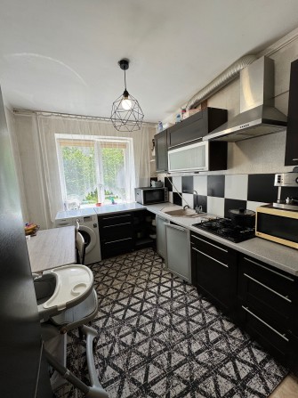 Продам 4х кім квартиру - фото 1