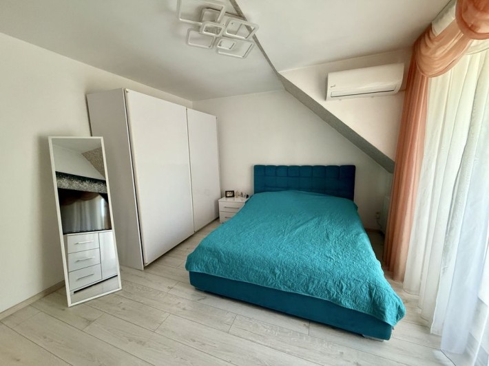 Продам уникальную трехэтажную квартиру, газ автономка.А - фото 1