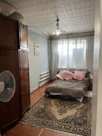 Продам 2-комнатную квартиру по улице 8 марта - фото 1
