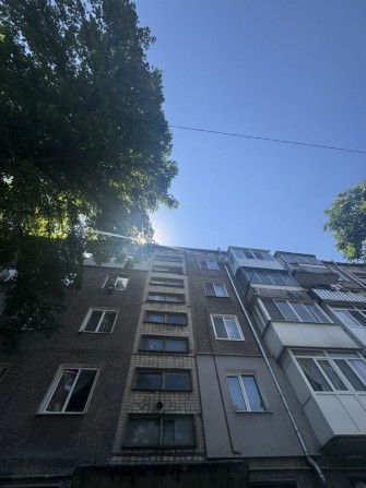 Продам 1 комнатную квартиру .Центр - фото 1