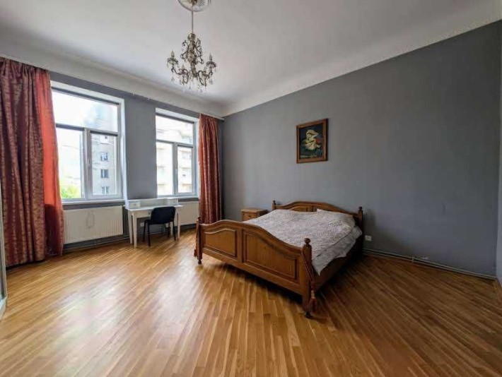 Продаж 2-кімнатної квартири у центральній частині м. Дрогобич - фото 1