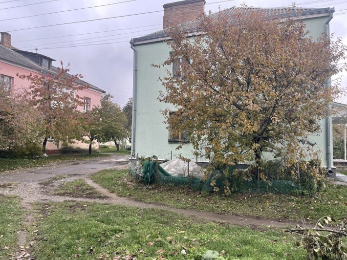 Двокімнатна під ремонт Здолбунів 2 - фото 1