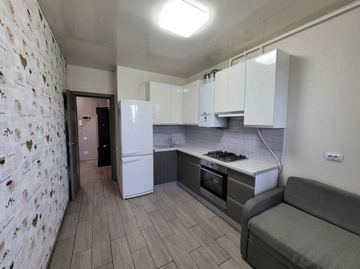 Акційна ціна! 1-кімнатна 43 м² з індивідуальним опаленням, Гостомель - фото 1