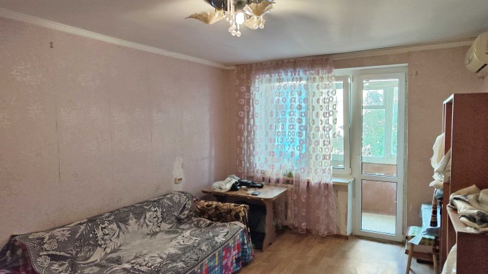 Продам простору квартиру готельного типу в м.Чорноморськ - фото 1