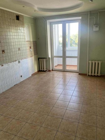 Продається простора 3-кімнатна квартира з якісним ремонтом - фото 1