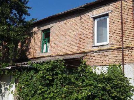 Продам 1-к. квартиру, гараж, сарай Канев