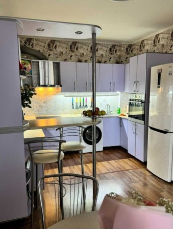 Продам 2 кімнатну квартиру в м. Чорноморськ - фото 1