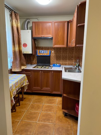 Продаю 3-кімнатну квартиру у м. Коломия 55м2 ,жилий стан - фото 1